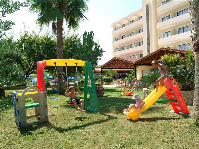 Atlantica Sancta Napa Hotel Ajía Nápa Eksteriør bilde